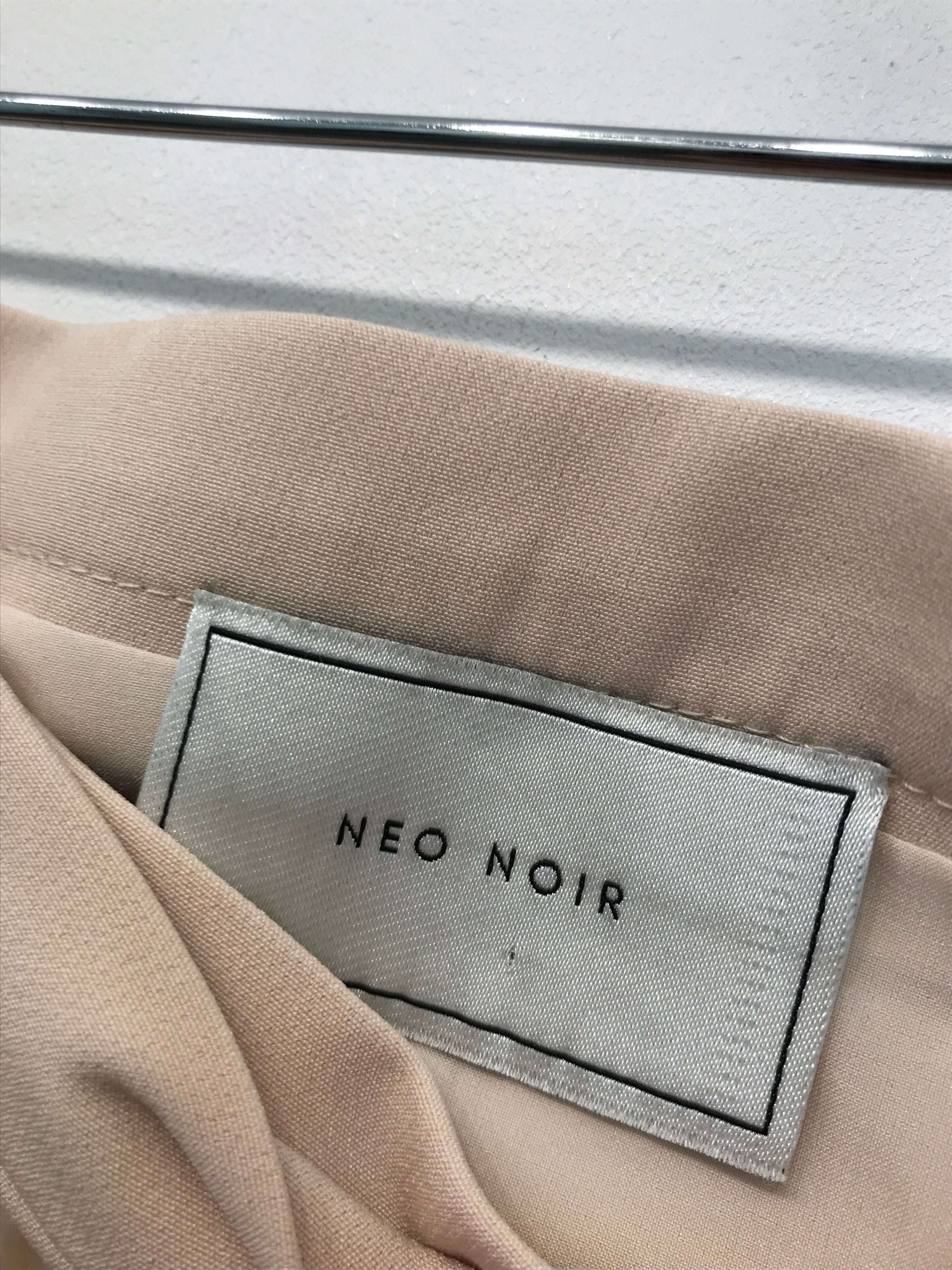 Neo Noir Nederdel